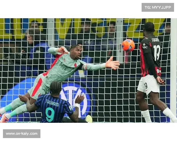 维罗纳门将屡献神扑，无奈米兰定位球战术奏效